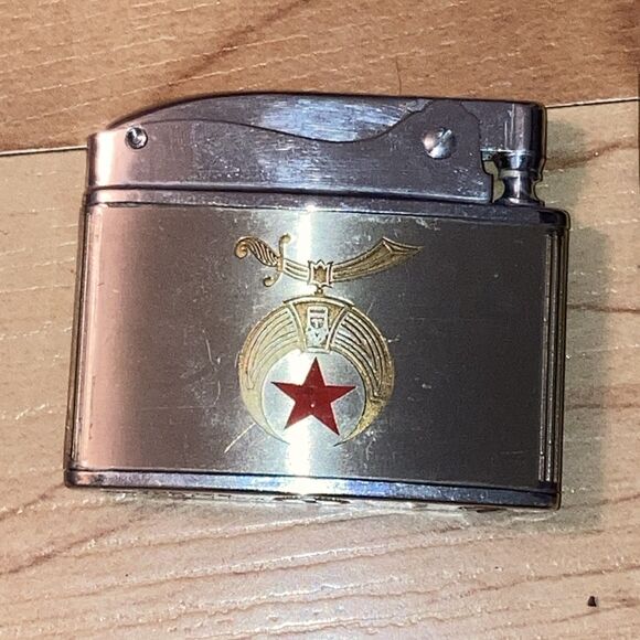 Vtg 1961 Commemorative Shriner's Masonic Wellington Lighter Atlanta, GA  Unused - Picture 2 of 7